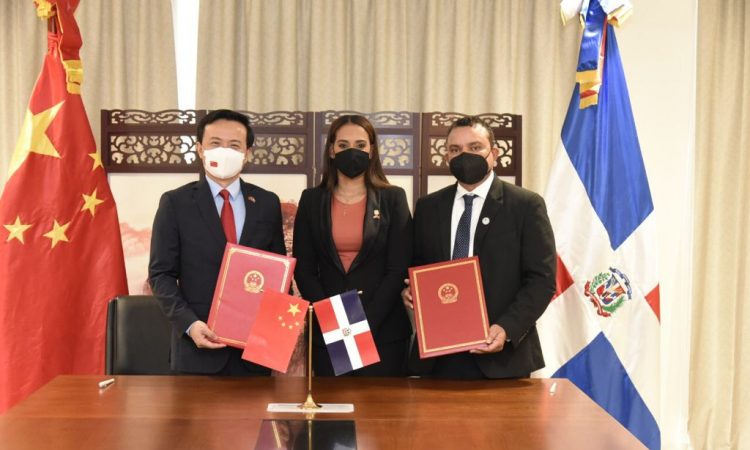 Hospital Ney Arias recibirá aportes de la embajada China para fortalecer sus servicios Hospital Ney Arias recibirá aportes de la embajada China para fortalecer sus servicios