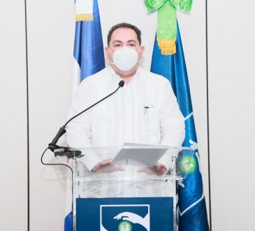 Mario Lama, director del SNS: "La mayoría de hospitales de la red pública no están habilitados por el MSP"