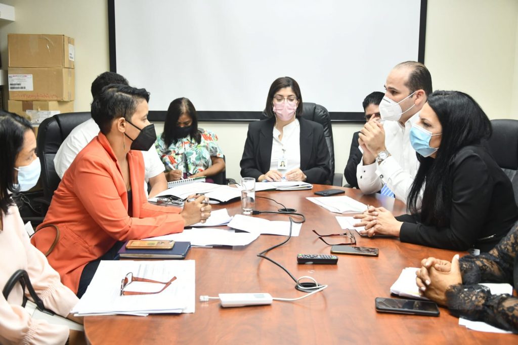 Promese/Cal proveerá a pacientes oncológicos con sus tratamientos