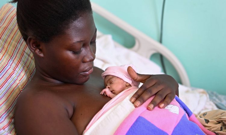 UNICEF lamentó las tasas de mortalidad natal y materna durante el último año UNICEF lamentó las tasas de mortalidad natal y materna durante el último año