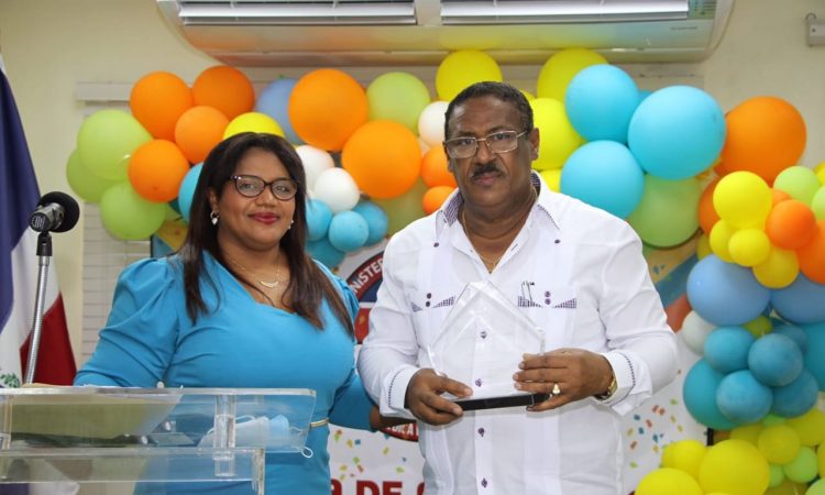CEMADOJA celebró sus 21 años al servicio de la salud y educación CEMADOJA celebró sus 21 años al servicio de la salud y educación