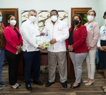 SNS entregó guía de cédula de salud infantil al SRSM