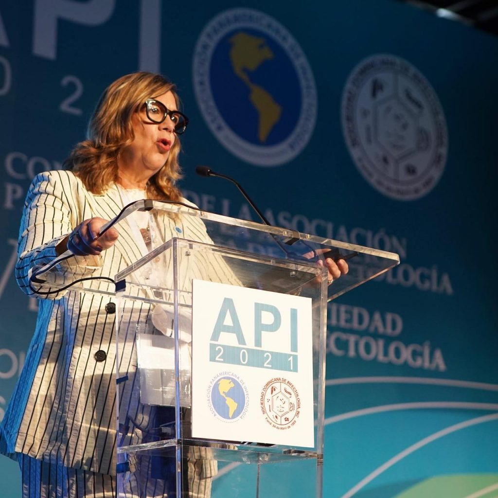 Por primera vez infectólogas dominicanas fueron electas para dirigir la API por dos años Por primera vez infectólogas dominicanas fueron electas para dirigir la API por dos años