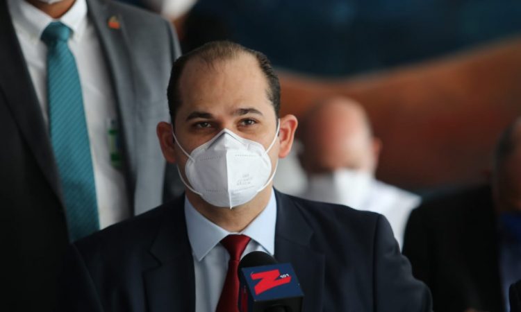 Adolfo Pérez aseguró que hay amplia disponibilidad de medicamentos para pacientes diabéticos Adolfo Pérez aseguró que hay amplia disponibilidad de medicamentos para pacientes diabéticos