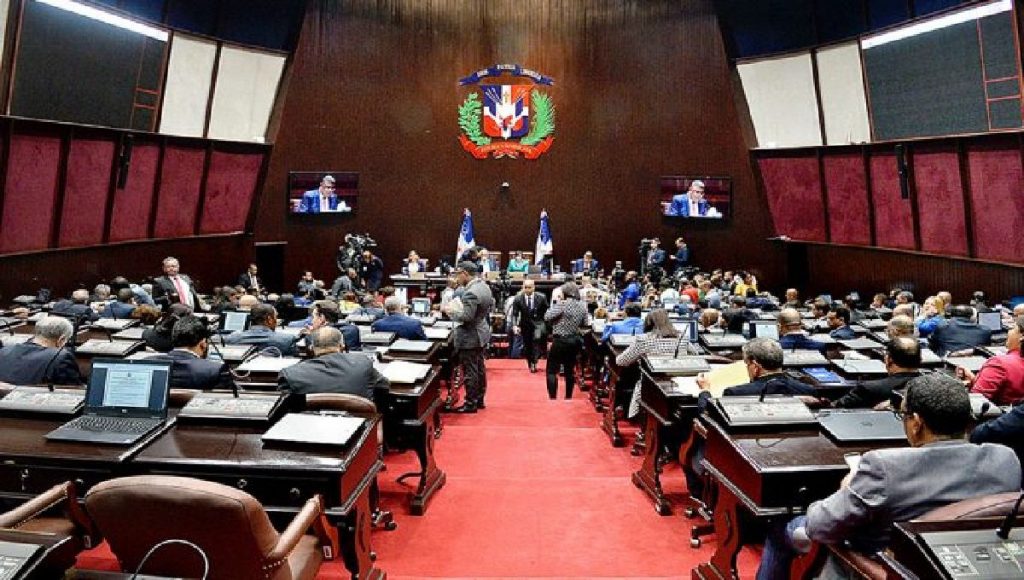 Diputados aprueban préstamo de USD190 millones para fortalecer el sector salud Diputados aprueban préstamo de USD190 millones para fortalecer el sector salud