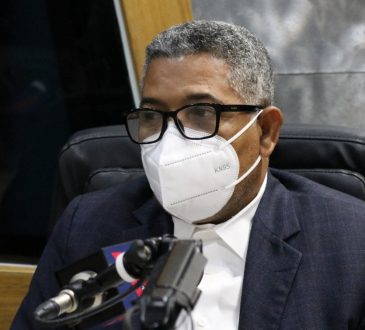Epidemiólogo criticó que el cálculo de contagios en el país ofrece “falsa percepción” de casos