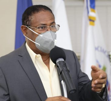 SRSM renovó centros de atención de Monte Plata y Santo Domingo