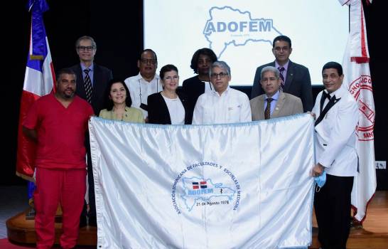 Miguel Robiou fue juramentado como nuevo presidente de ADOFEM