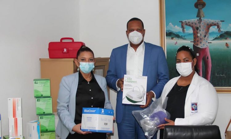 Eddy Alcántara inauguró consultorio para atención de trabajadores de PROCONSUMIDOR