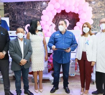 SNS entrega equipos al hospital Ricardo Limardo de Puerto Plata