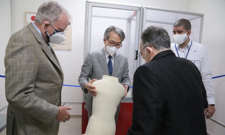 Embajada del Japón dona robot a la ADR
