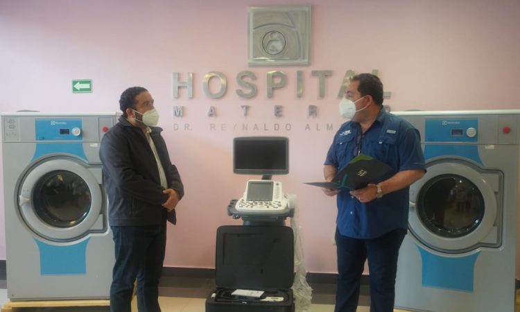 SNS entregó nuevos equipos a hospitales de Santo Domingo