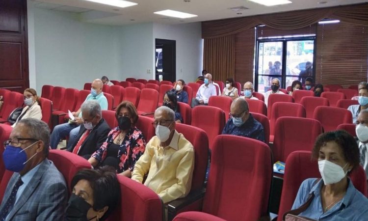 SDOMPJ denuncia pensiones bajas y pésimos seguros médicos para jubilados
