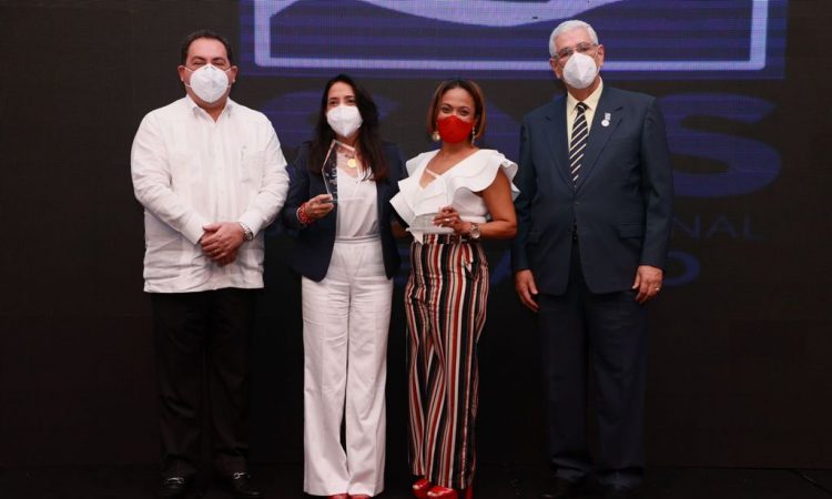 Servicio Nacional de Salud (SNS) premió gestión odontológica pública