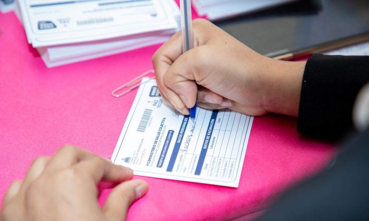 Salud Pública posterga hasta el 21 de febrero exigencia del esquema de vacunación con tres dosis