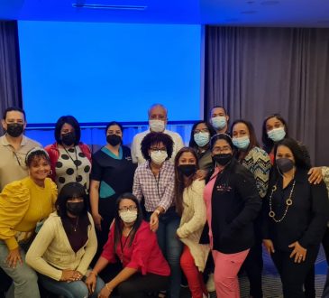 Galenos del Hospital Materno Dr. Reynaldo Almánzar participan en capacitación del SNS