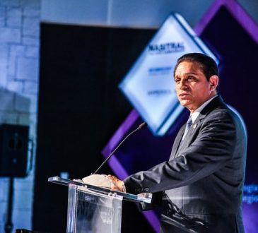 Ministro de salud resalta eficacia del Regen-Cov en apertura del XVII Congreso de Neumología