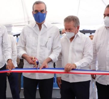 Presidente Luis Abinader inauguró unidad de quimioterapia en el HGENSA
