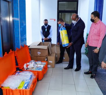 Traumatológico Dr. Ney Arias Lora recibió dotación del Ministerio de Energía y Minas