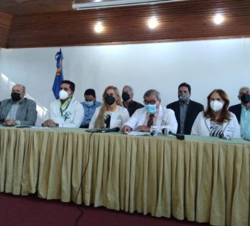 CMD llama a reforzar medidas sanitarias y eliminar la exigencia de antígenos