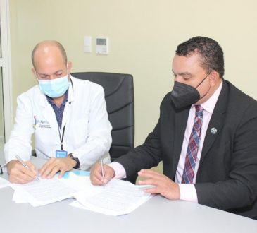 Hospitales Ney Arias Lora y Boca Chica firman convenio