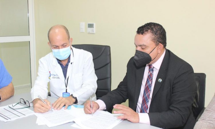 Hospitales Ney Arias Lora y Boca Chica firman convenio