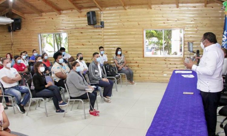 Director del SRSM destaca importancia capacitación sobre modelo CAF