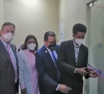Hospital Dr. Robert Reid Cabral inauguró Unidad Clínica Colorrectal