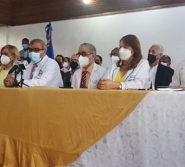 Galenos rechazaron incremento de impuestos