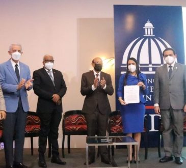 DIDA y SDSS discuten políticas para mejorar la previsión y protección social