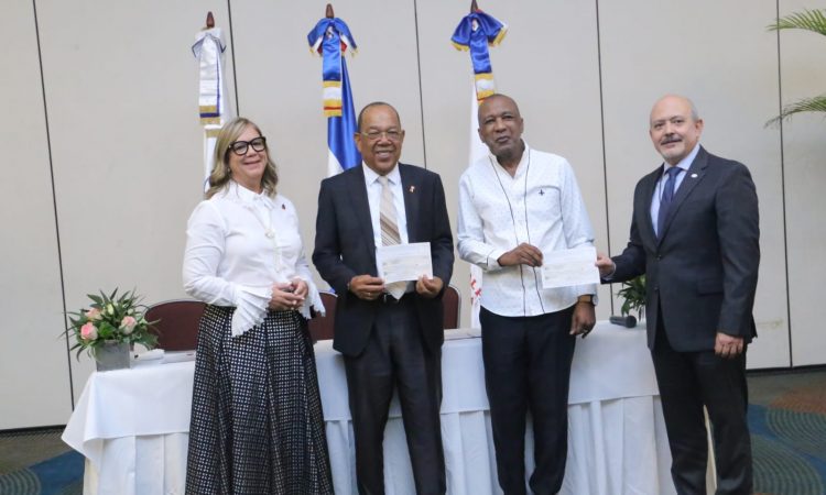 CONAVIHSIDA entregó 15 millones de dólares a organizaciones públicas y privadas para reducir infecciones