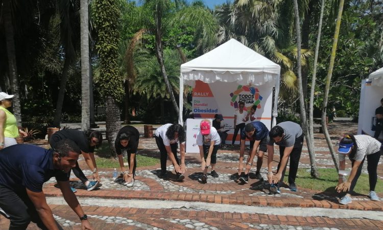 ASODEO realizó rally por obesidad y sobrepeso en Santo Domingo