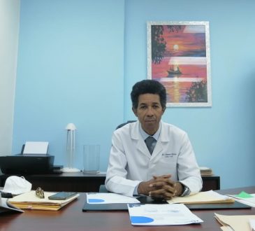 Director del Robert Reid exhorta a la población a prevenir el dengue
