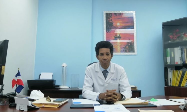Director del Robert Reid exhorta a la población a prevenir el dengue