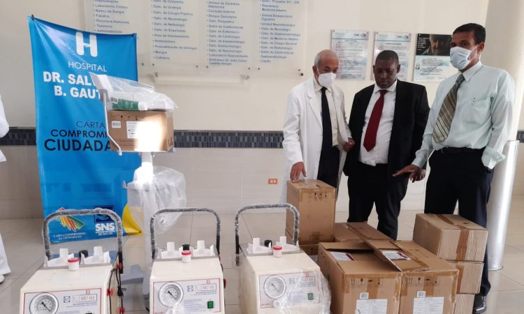 SNS entregó nuevos equipos al Hospital Salvador B. Gautier SNS entregó nuevos equipos al Hospital Salvador B. Gautier