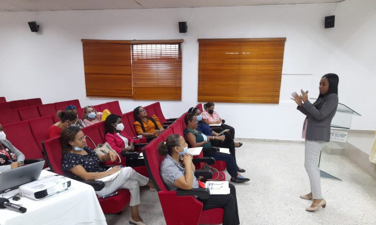 Hospital Gautier capacita su personal en el taller “Inteligencia Emocional” con apoyo de Infotep Hospital Gautier capacita su personal en el taller “Inteligencia Emocional” con apoyo de Infotep