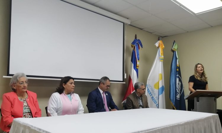 Reid Cabral finaliza capacitación odontológica en pacientes hemofílicos
