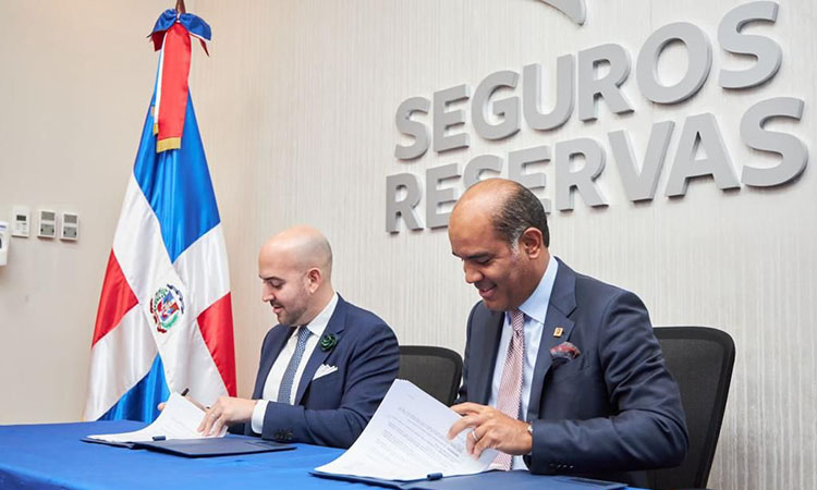 Sistema de salud de Nueva York ofrecerá sus servicios a dominicanos a través de Seguros Reservas