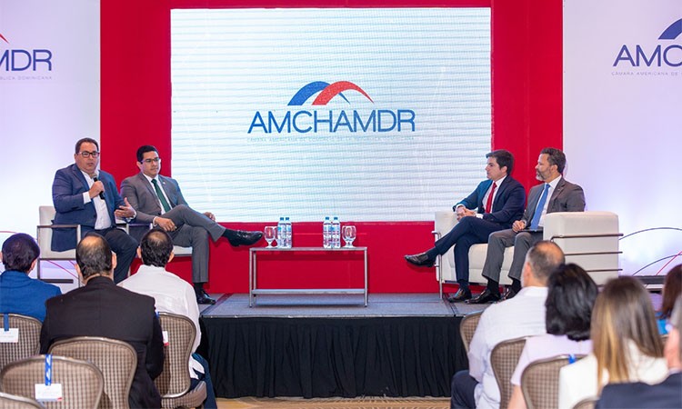 Cámara Americana y el MSP discutieron oportunidades y desafíos del sector salud