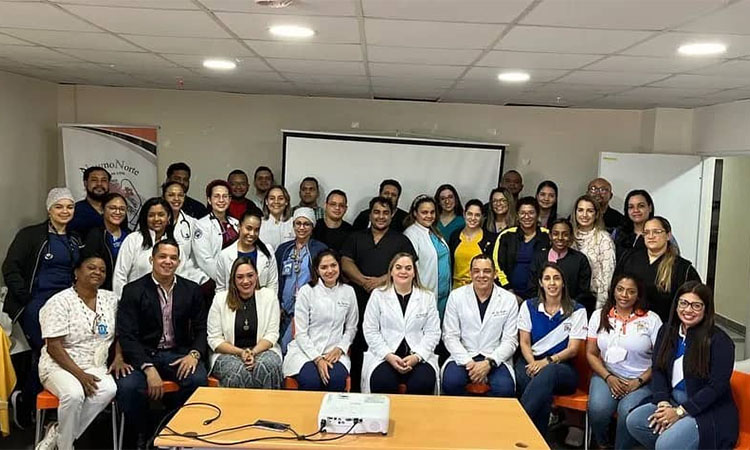 NEUMONORTE y SODEMECU capacitan a residentes sobre el intervencionismo de pacientes críticos