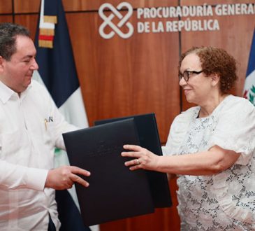 SNS y Ministerio Público lanzan plan para ofrecer atención médica oportuna en centros penitenciarios