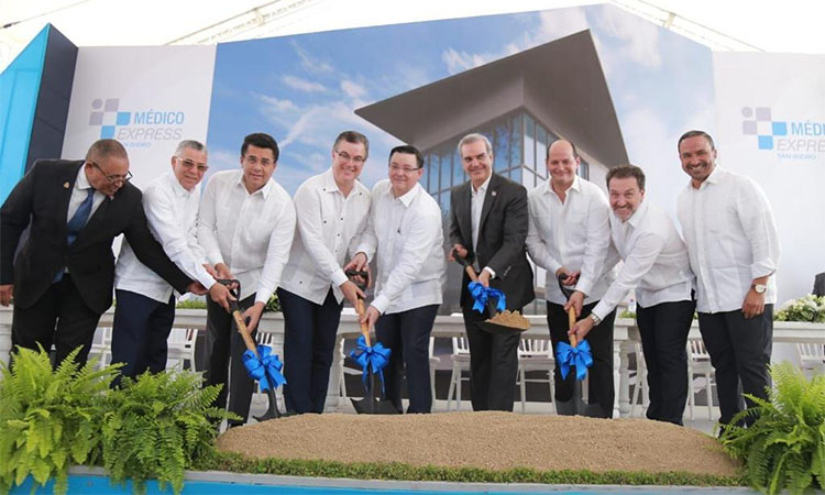 Presidente Abinader inauguró obras en Médico Express San Isidro
