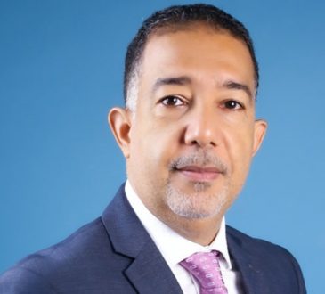 Cirujanos plásticos denuncian exclusión del programa de ampliación de residencias médicas