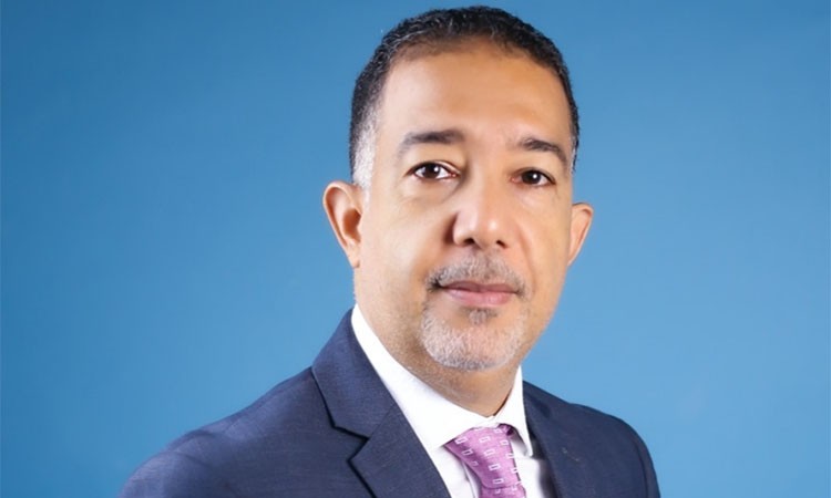 Cirujanos plásticos denuncian exclusión del programa de ampliación de residencias médicas