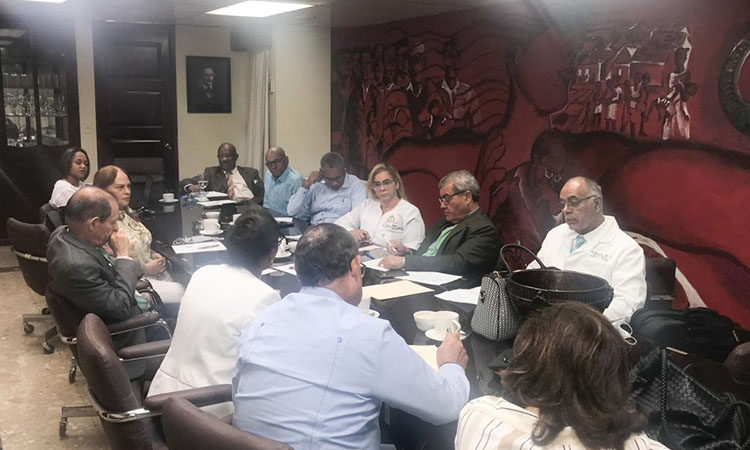 SDOG discutió estrategias con el CMD para impulsar la apertura de residencias médicas