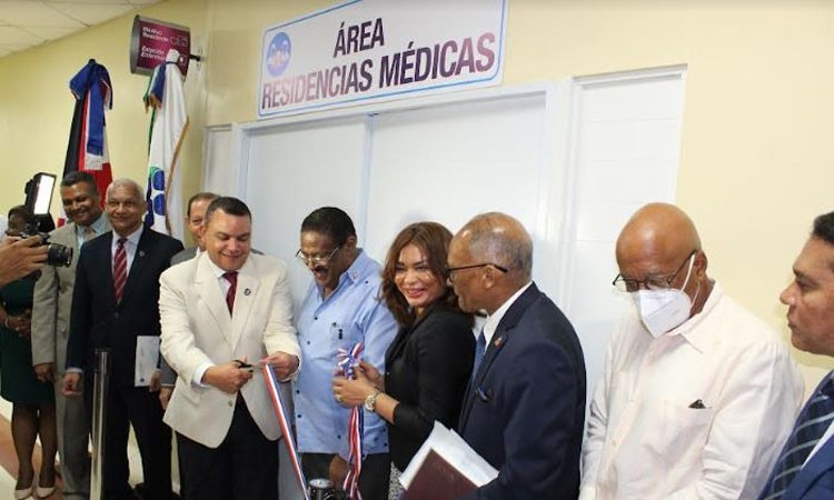 Traumatológico Ney Arias abrirá tres residencias médicas en julio