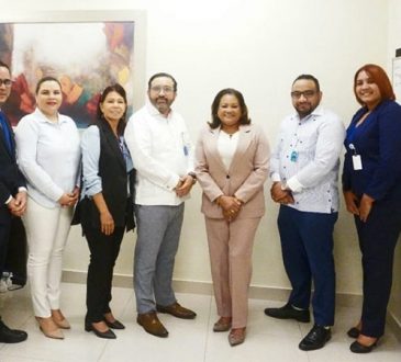 Gobernadora de la provincia Santo Domingo destacó la gestión del HMRA