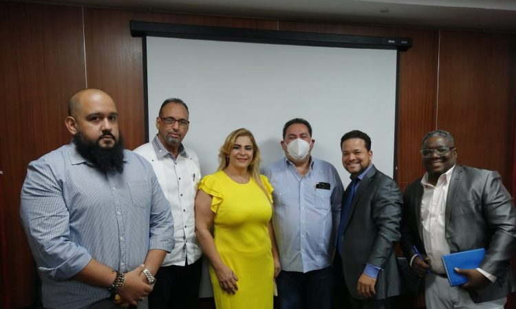 Suspenden paro en hospitales Provincia Duarte