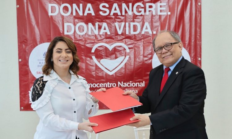 Directora de Supérate destaca logros del Hemocentro Nacional