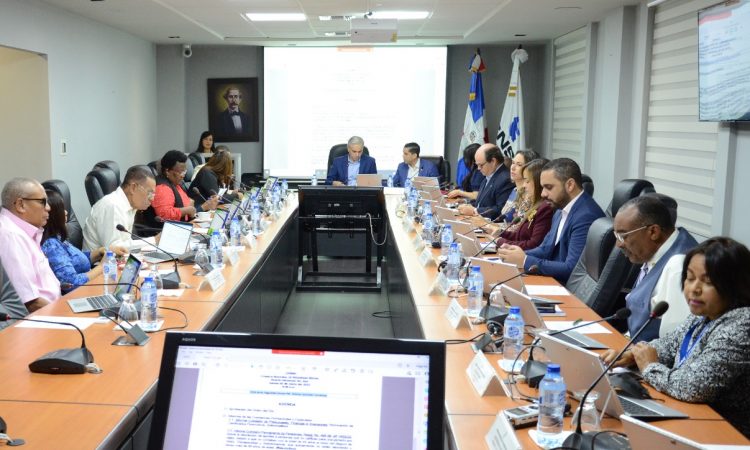CNSS reitera prohibición de cobrar anticipo o depósito por asistencia médica de emergencia